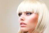 blondiineintensa pro (Sievietes)