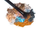 Krasains, birstoss grims (Grima produkti, Make up)